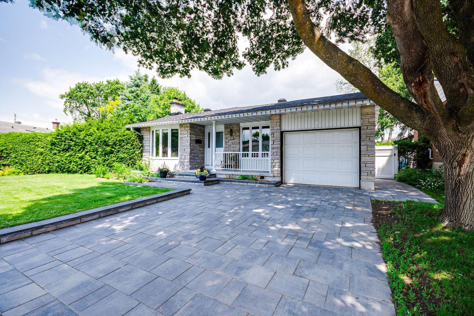 









105


Rue Cholette

,
Gatineau (Hull),




QC
J8Y6L7

