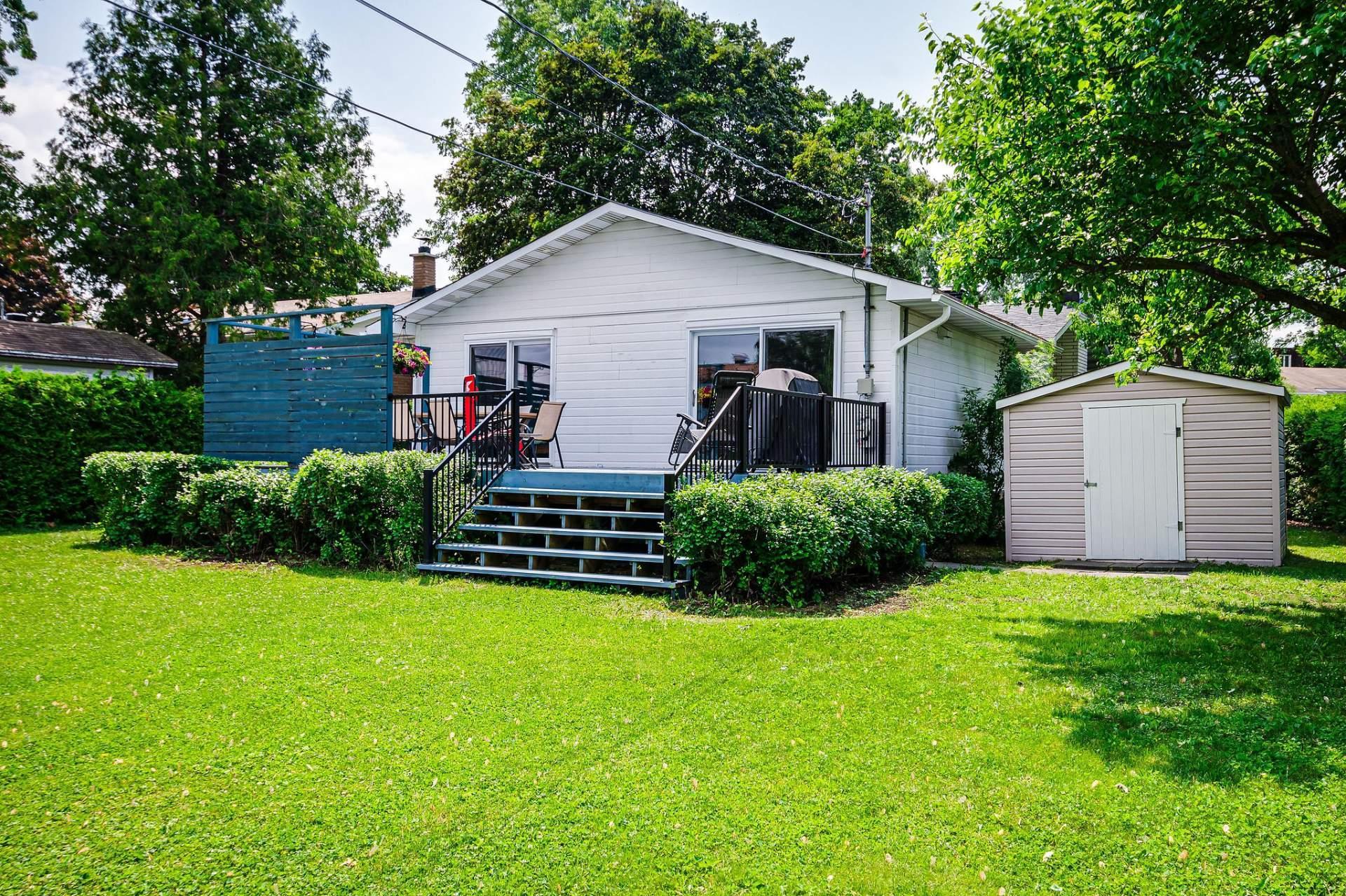 









105


Rue Cholette

,
Gatineau (Hull),




QC
J8Y6L7

