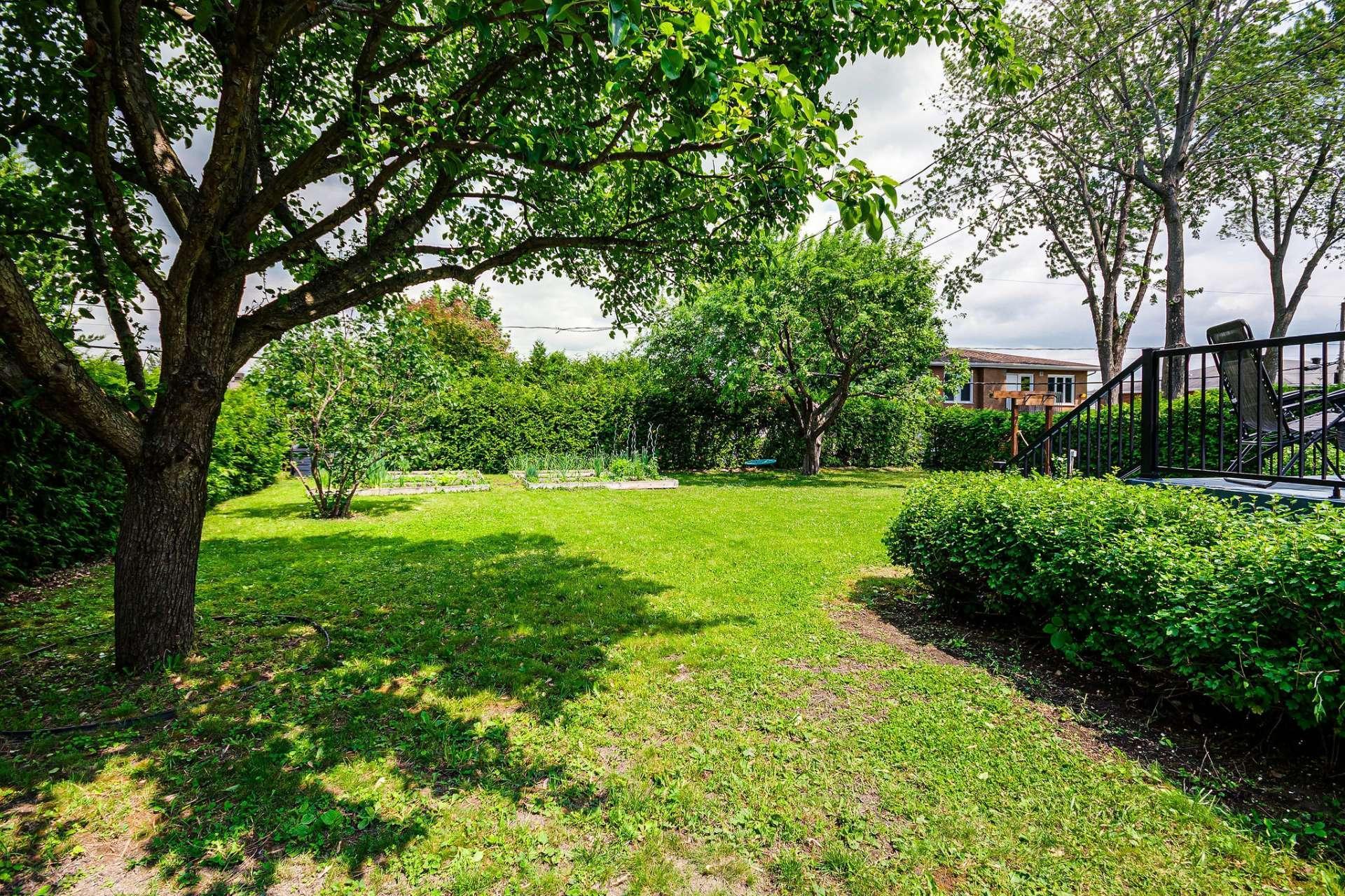 









105


Rue Cholette

,
Gatineau (Hull),




QC
J8Y6L7


