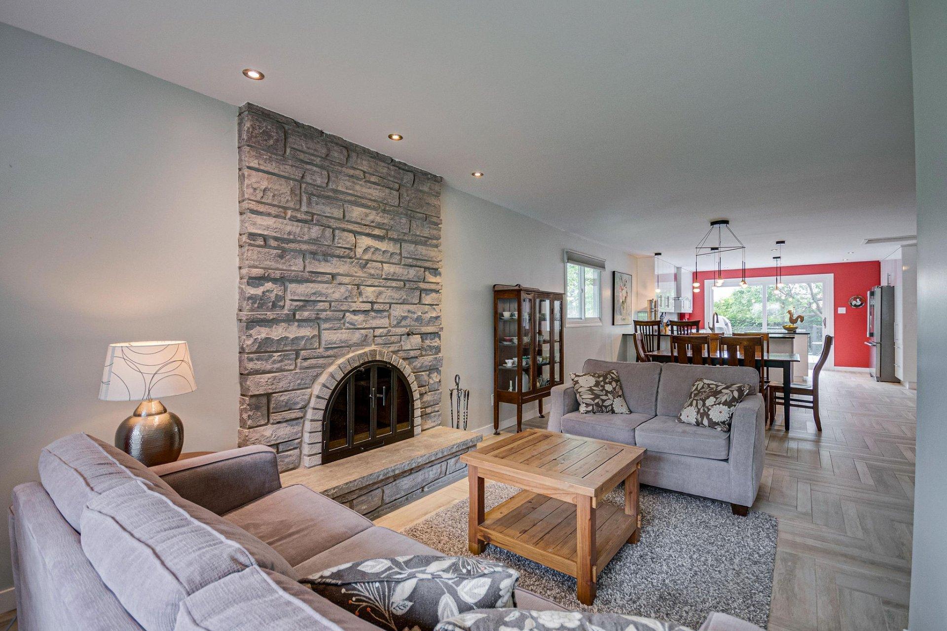 









105


Rue Cholette

,
Gatineau (Hull),




QC
J8Y6L7

