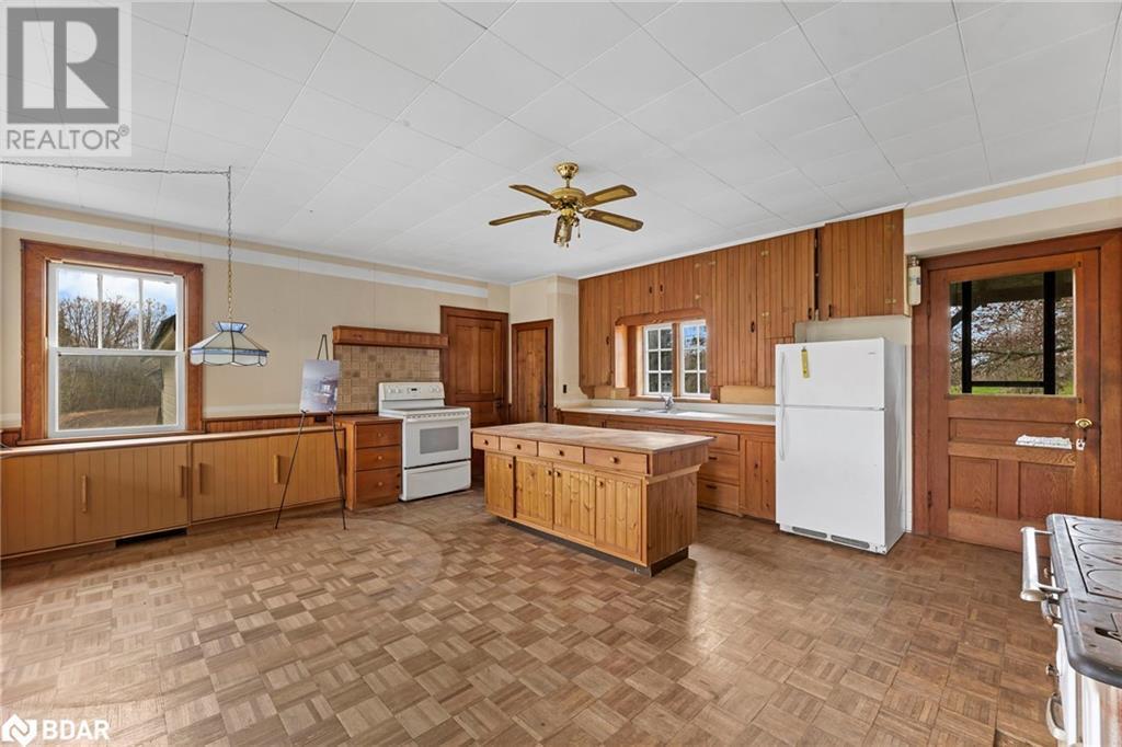 












3148 COUNTY ROAD 32 Highway

,
Seeleys Bay,




Ontario
K0H2N0

