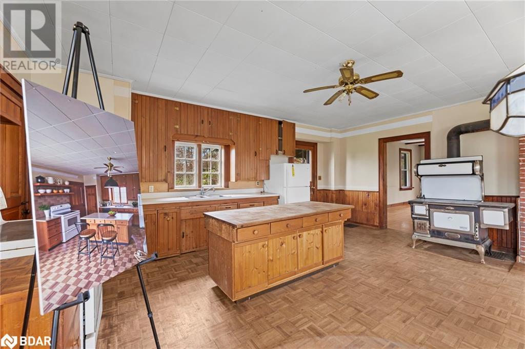 












3148 COUNTY ROAD 32 Highway

,
Seeleys Bay,




Ontario
K0H2N0

