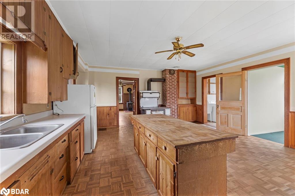 












3148 COUNTY ROAD 32 Highway

,
Seeleys Bay,




Ontario
K0H2N0

