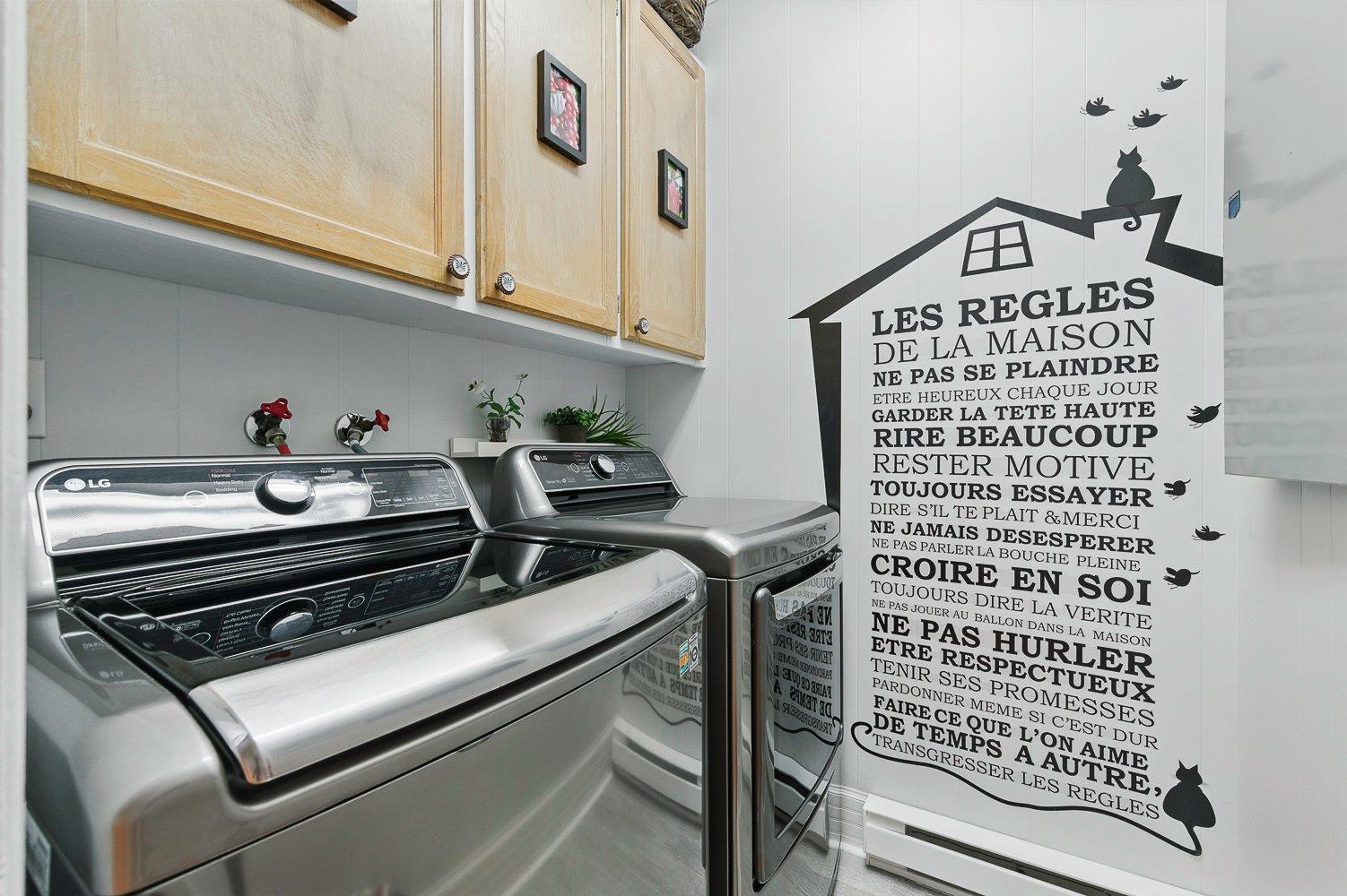 









45


Rue Thibodeau

,
Sainte-Agathe-des-Monts,




QC
J9C2L8

