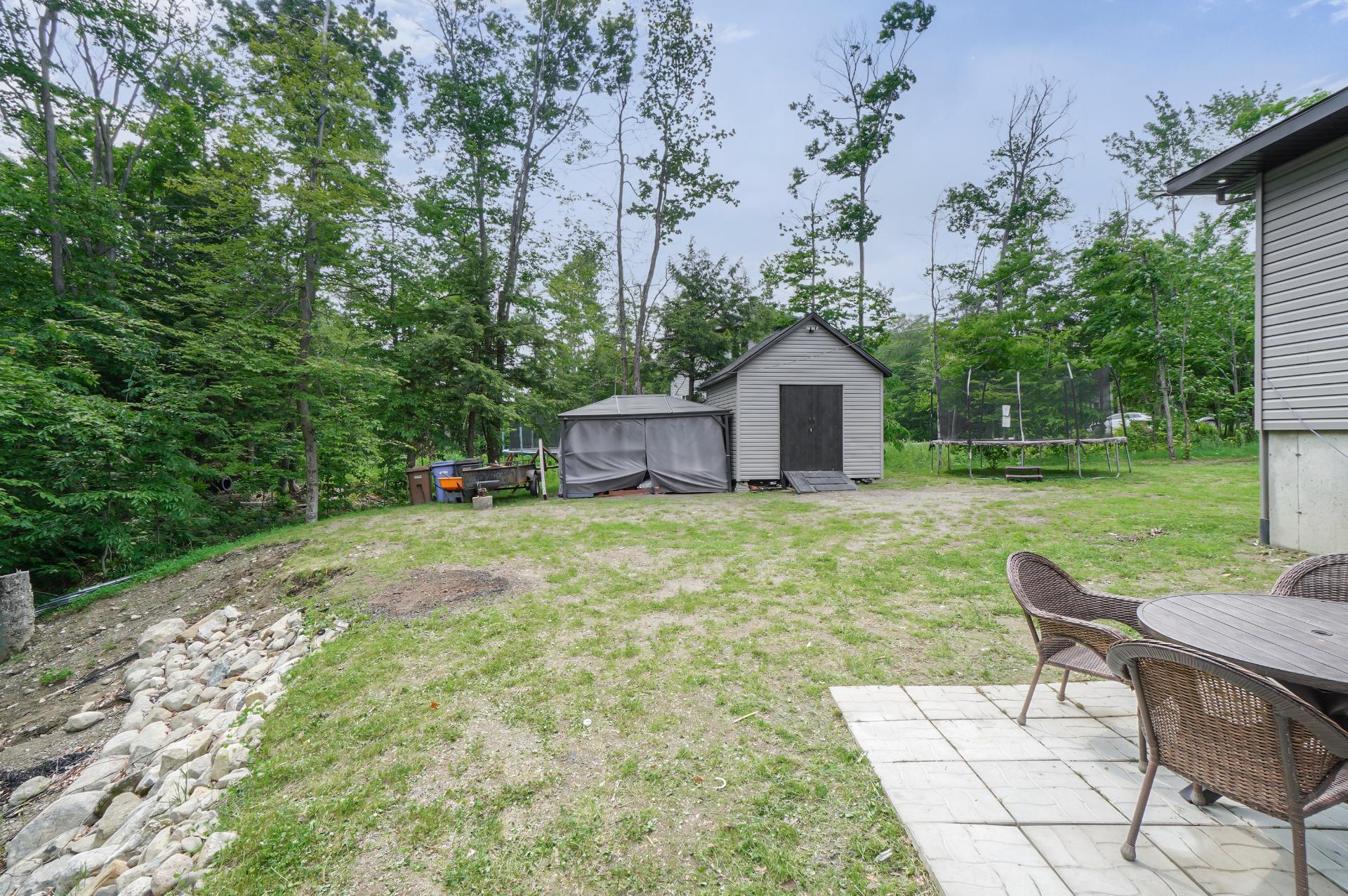 









45


Rue du Faon

,
Saint-Calixte,




QC
J0K1Z0

