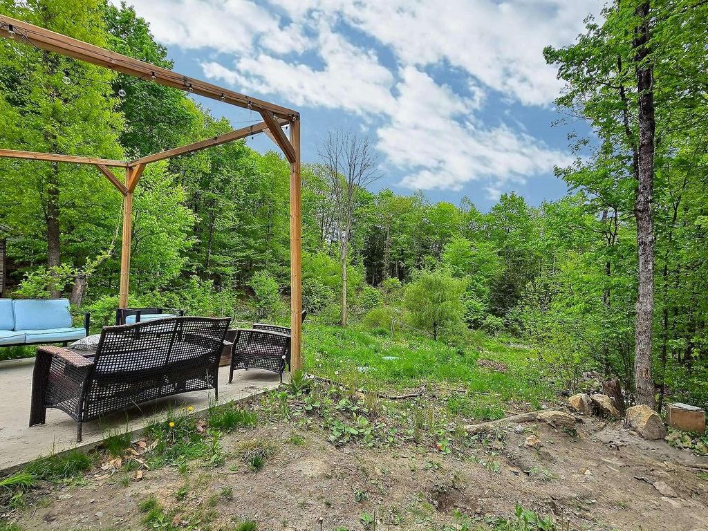 









34


Ch. du Haut-Bois

,
Val-des-Monts,




QC
J8N0C9

