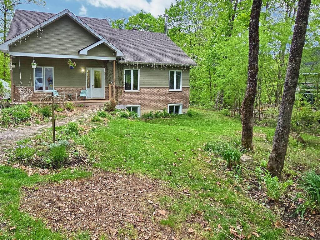 









34


Ch. du Haut-Bois

,
Val-des-Monts,




QC
J8N0C9

