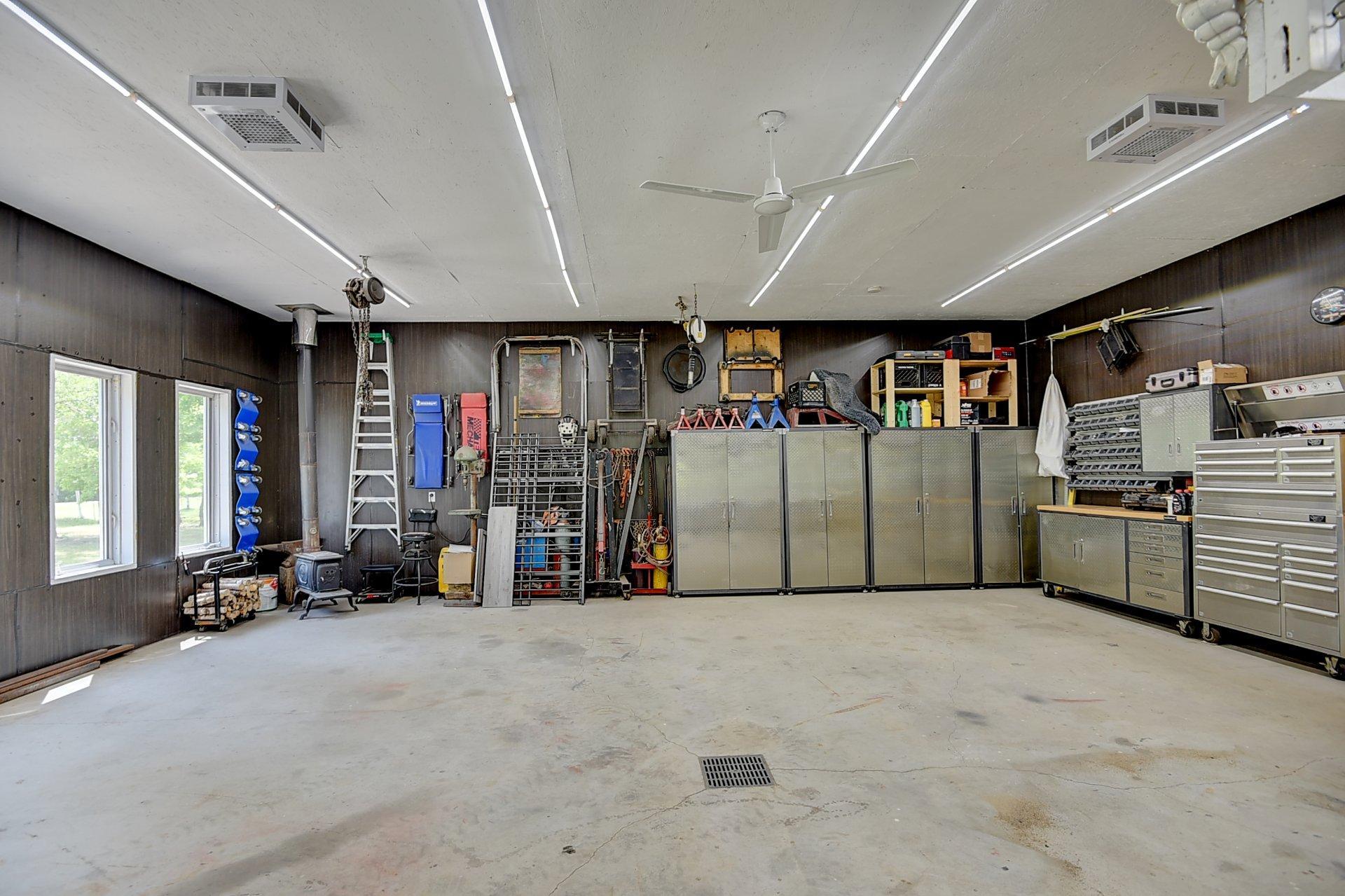 









1325


Ch. Mondor

,
Saint-Damien,




QC
J0K2E0


