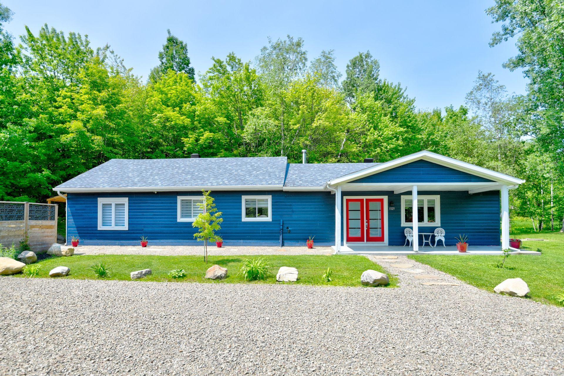 









1325


Ch. Mondor

,
Saint-Damien,




QC
J0K2E0

