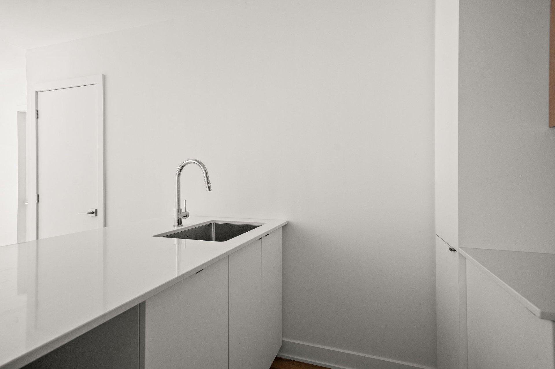 









4352


Rue De Brébeuf

,
Montréal (Le Plateau-Mont-Royal),




QC
H2J3K9

