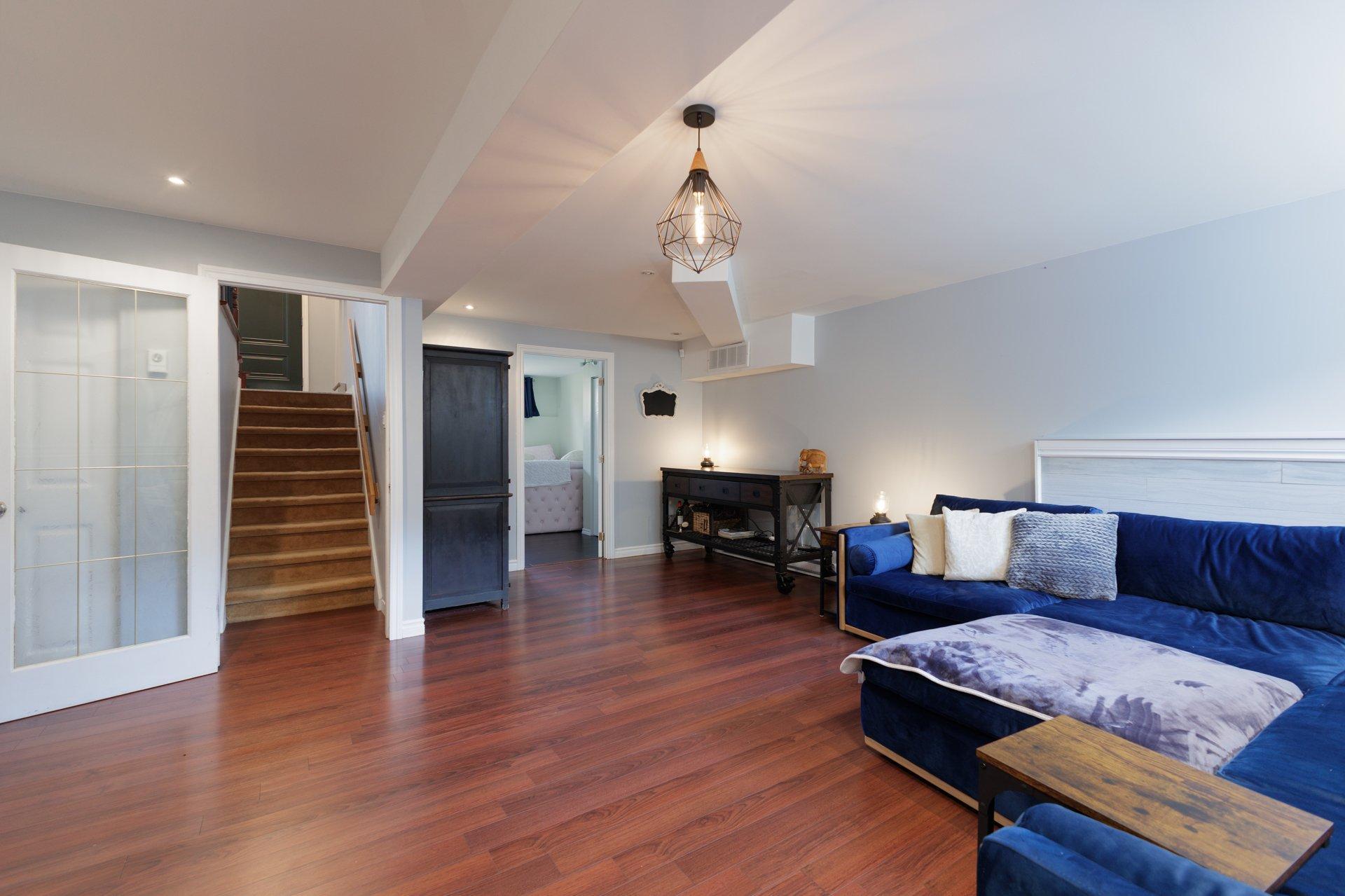 









2790


Rue Honoré-Mercier

,
Vaudreuil-Dorion,




QC
J7V8P5

