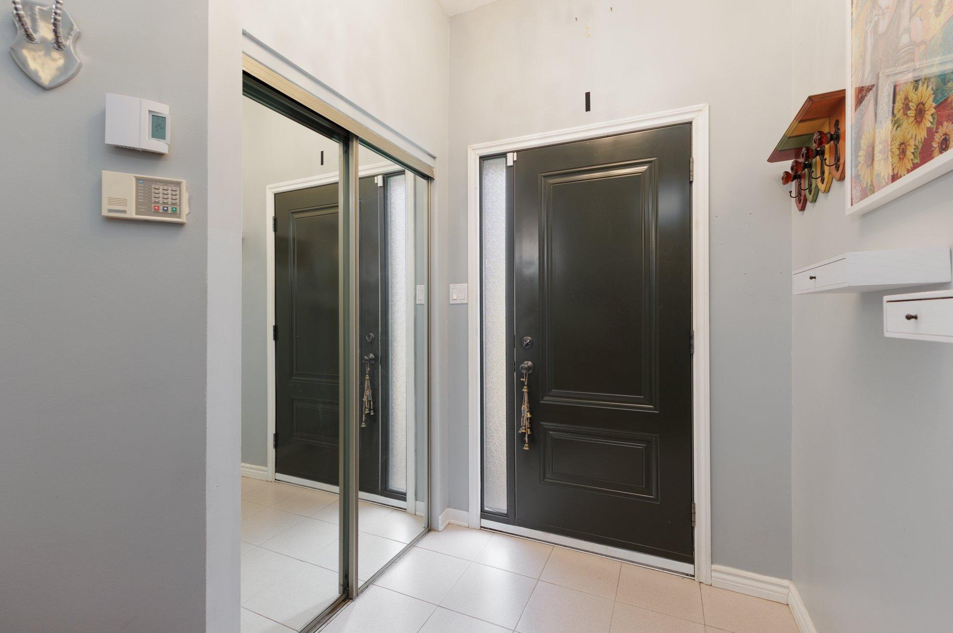 









2790


Rue Honoré-Mercier

,
Vaudreuil-Dorion,




QC
J7V8P5

