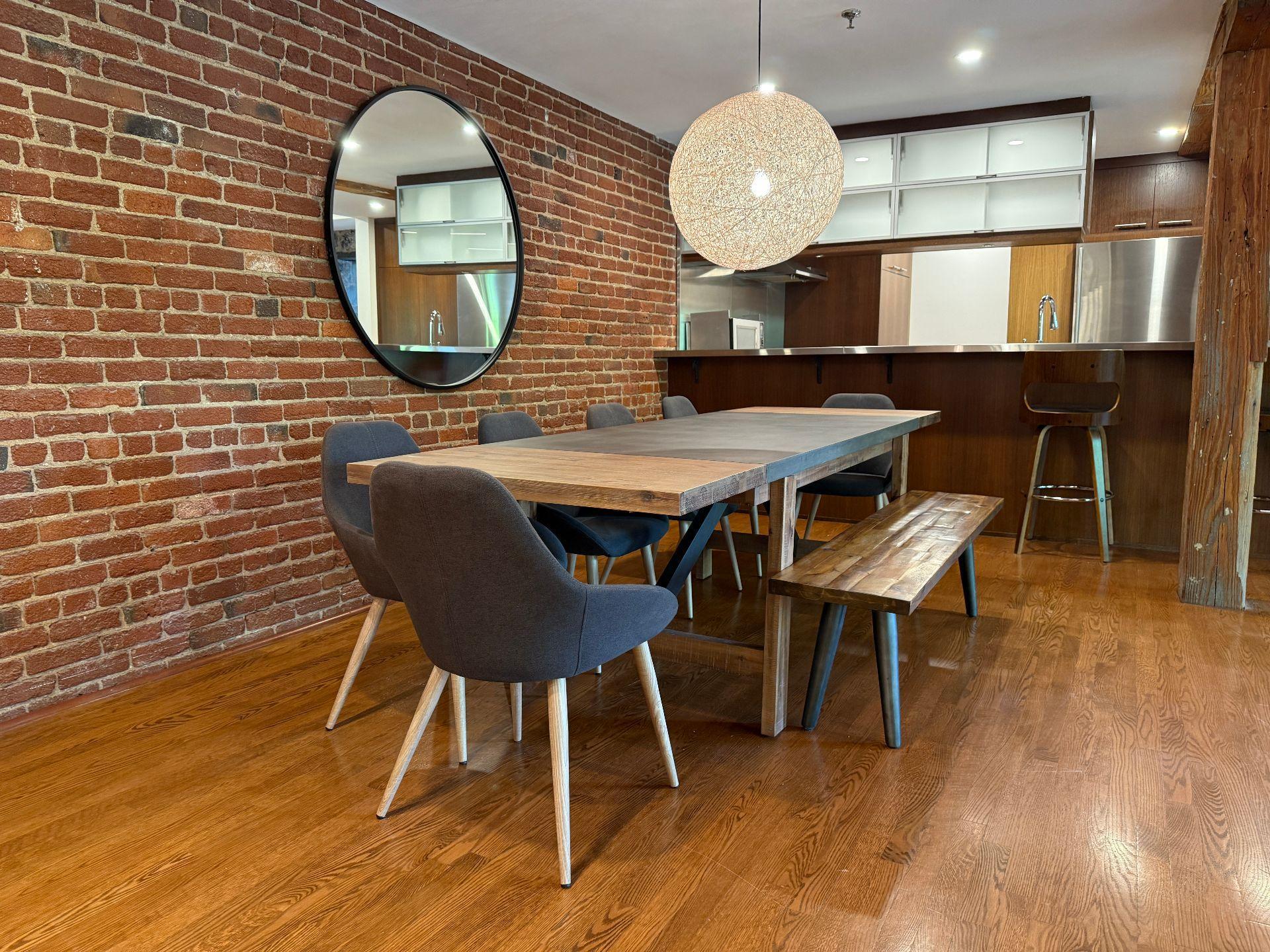 









157


Rue St-Paul O.

, 49,
Montréal (Ville-Marie),




QC
H2Y1Z5

