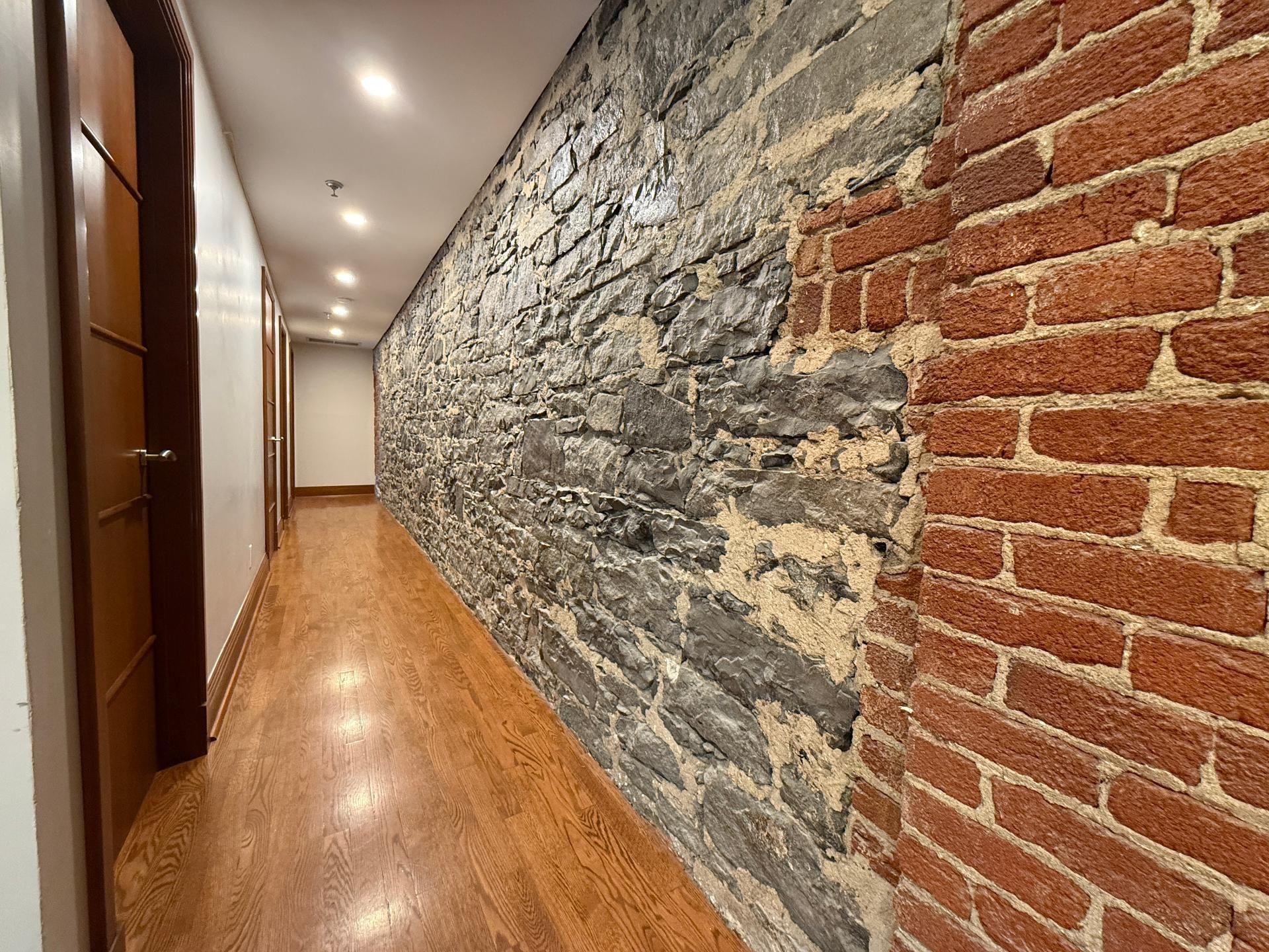 









157


Rue St-Paul O.

, 49,
Montréal (Ville-Marie),




QC
H2Y1Z5

