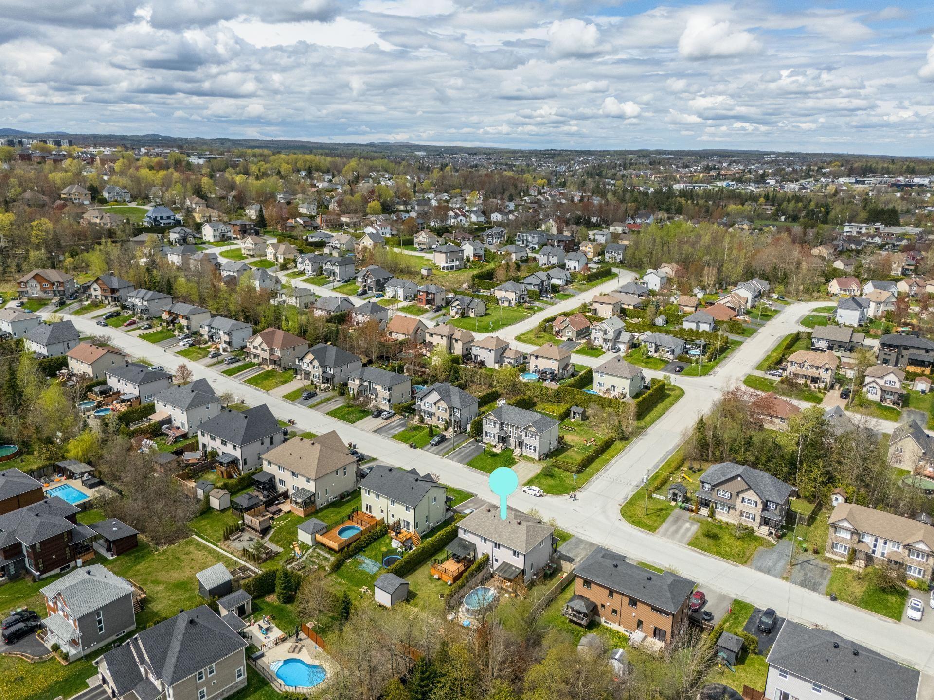









738


Rue des Girolles

,
Sherbrooke (Brompton/Rock Forest/Saint-Élie/Deauville),




QC
J1N0Y2

