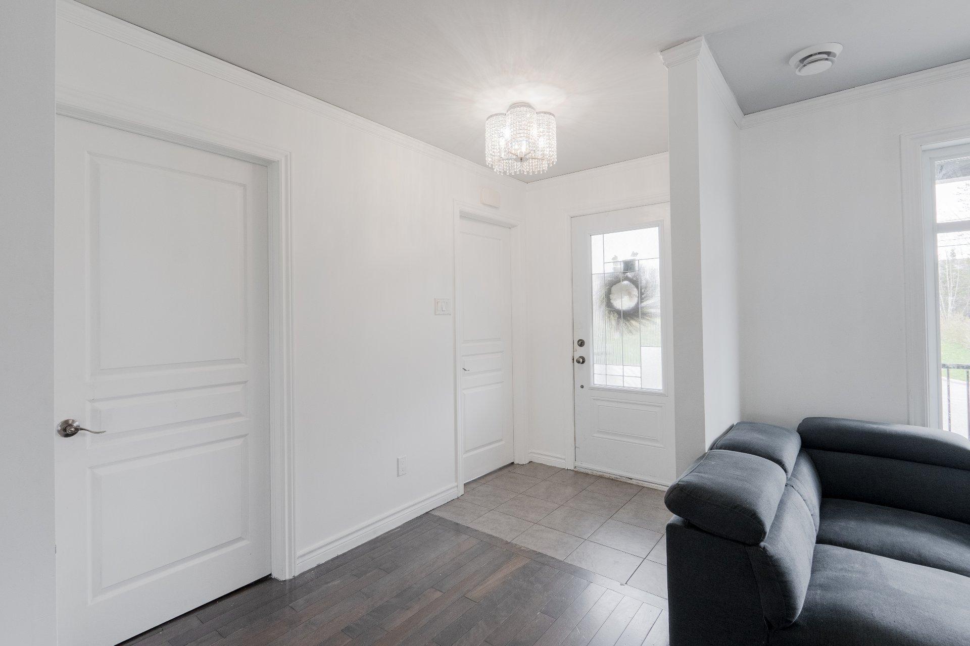 









738


Rue des Girolles

,
Sherbrooke (Brompton/Rock Forest/Saint-Élie/Deauville),




QC
J1N0Y2

