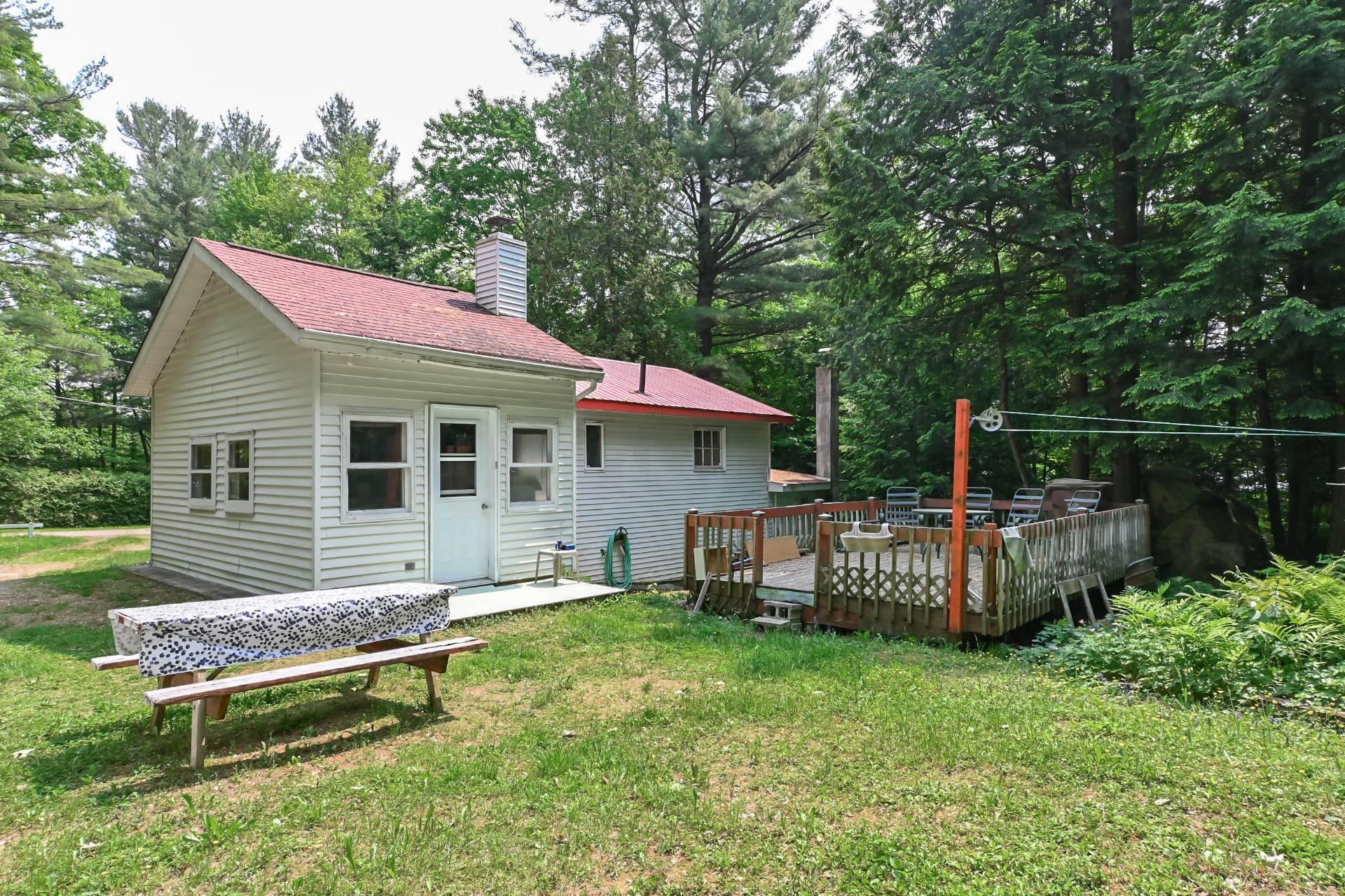 









315


Rue Juteau

,
Sainte-Sophie,




QC
J5J2P1

