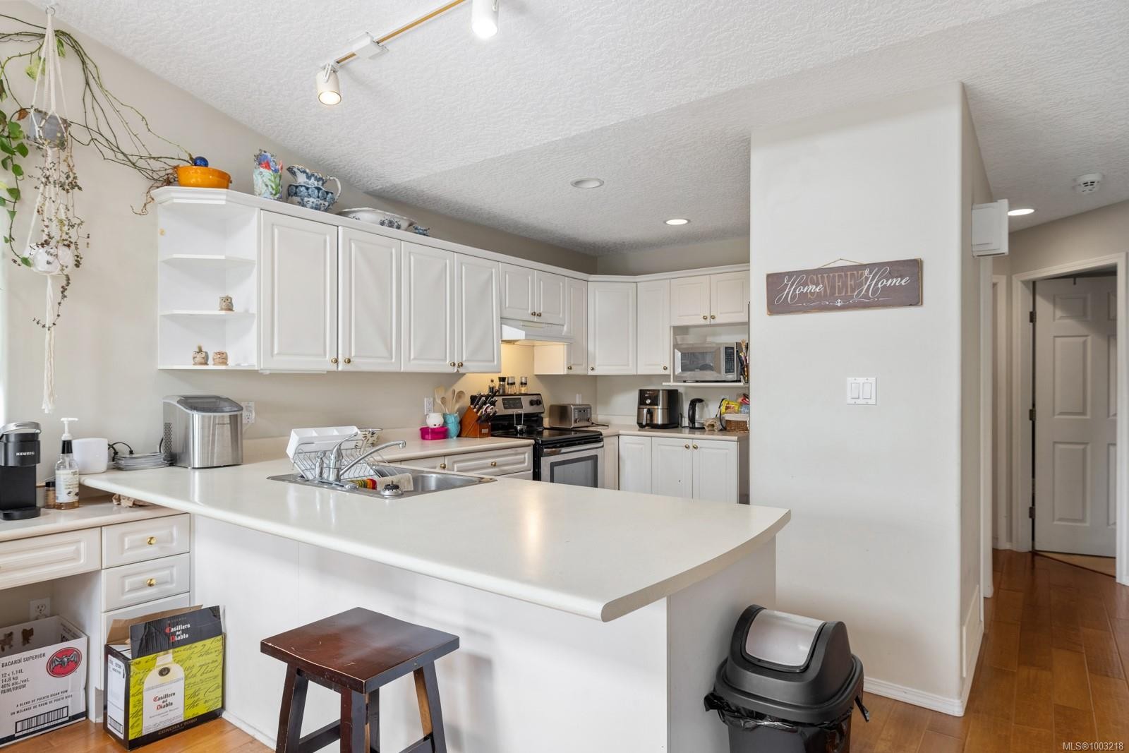 









3166


Golab

Pl,
Duncan,




BC
V9L 5H2

