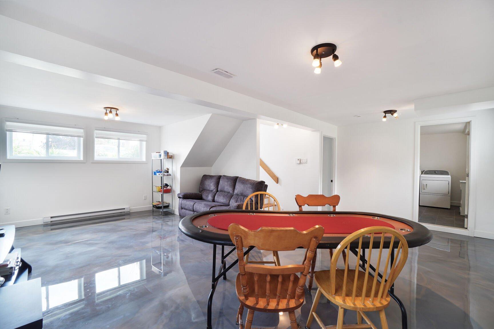 









298


Rue de Milan

,
Saint-Eustache,




QC
J7P4R3

