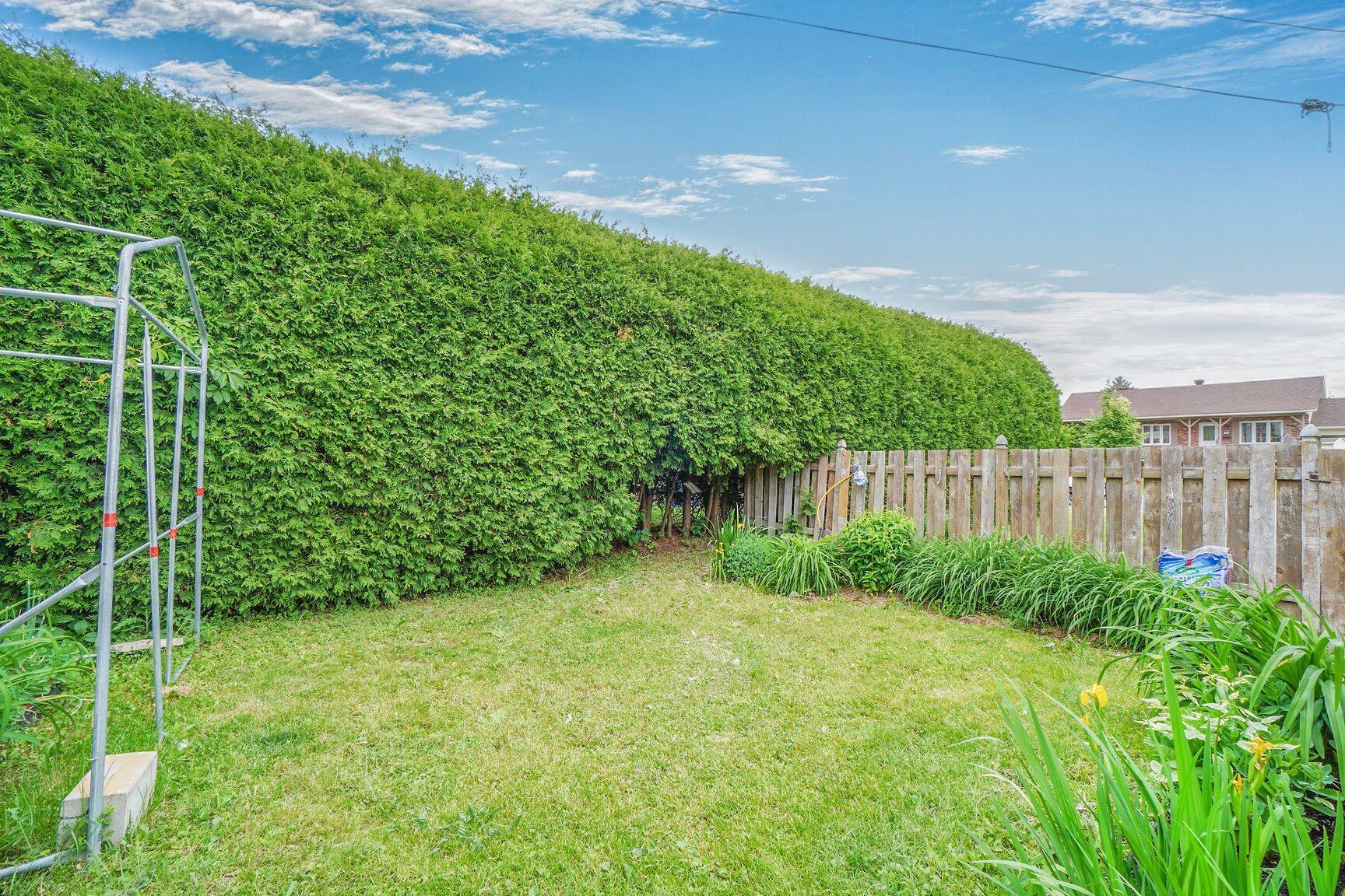 









298


Rue de Milan

,
Saint-Eustache,




QC
J7P4R3

