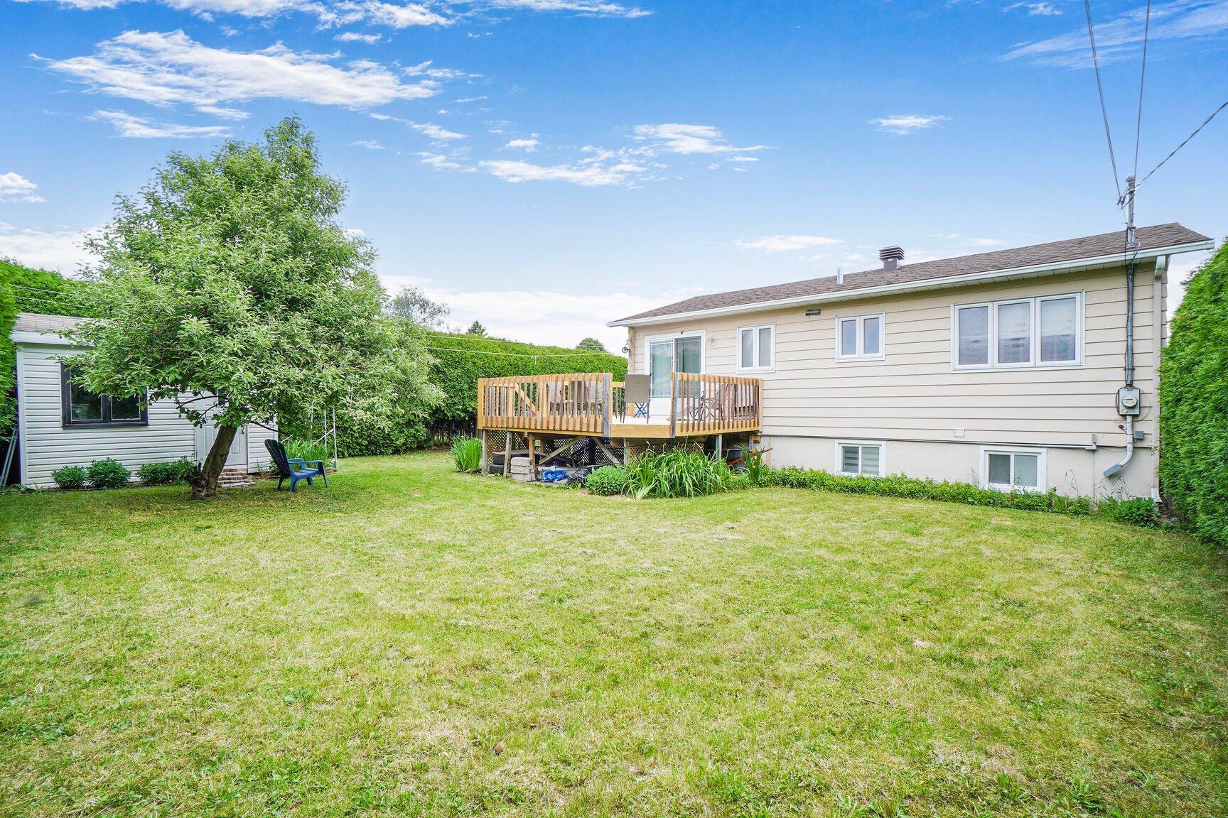 









298


Rue de Milan

,
Saint-Eustache,




QC
J7P4R3


