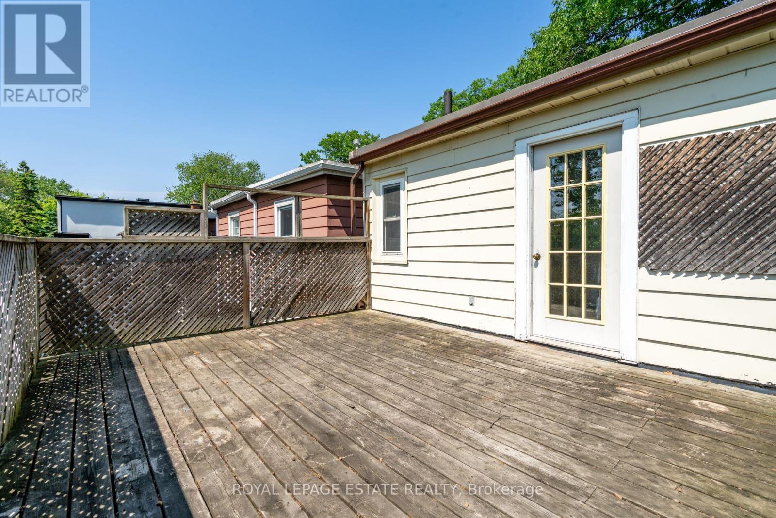 












54 KENILWORTH AVENUE

,
Toronto,




Ontario
M4L3S5

