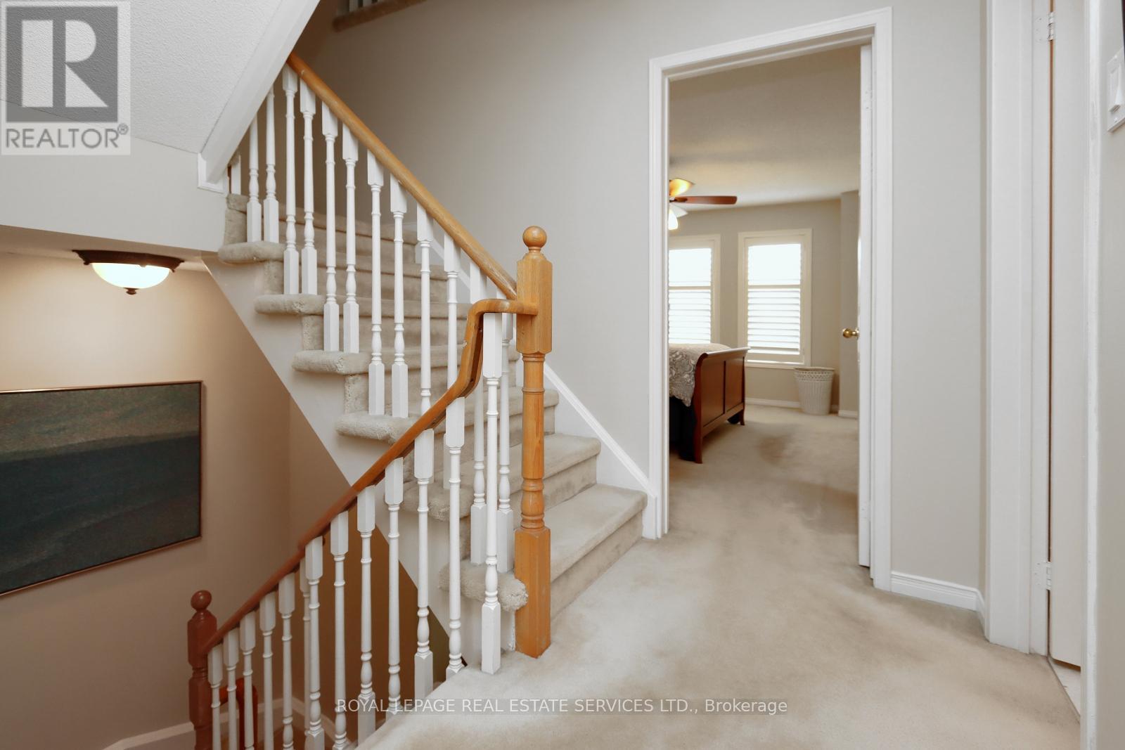 












195 GLENASHTON DRIVE

,
Oakville,




Ontario
L6H6M8

