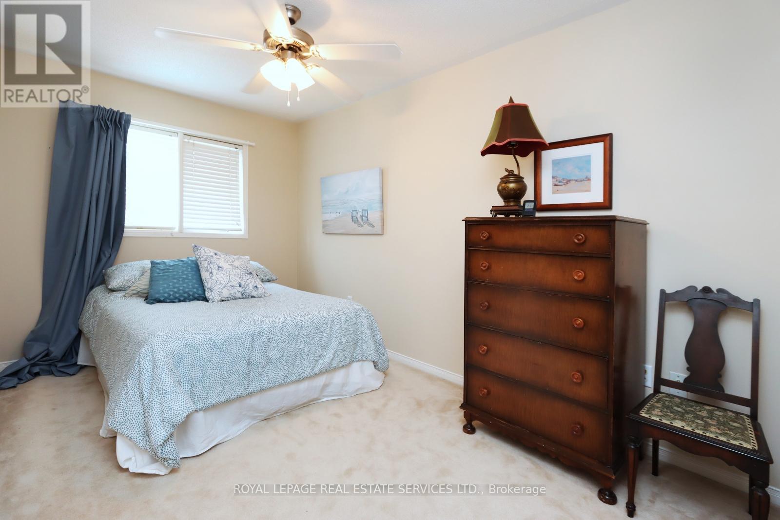 












195 GLENASHTON DRIVE

,
Oakville,




Ontario
L6H6M8

