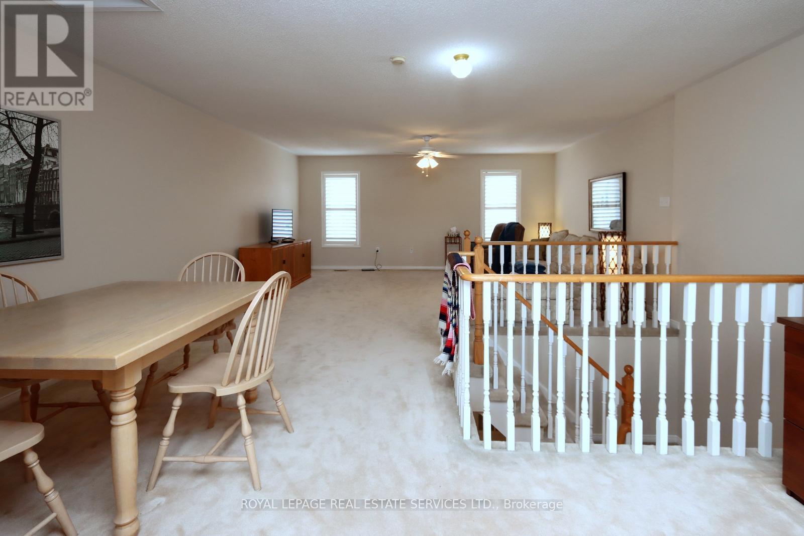 












195 GLENASHTON DRIVE

,
Oakville,




Ontario
L6H6M8

