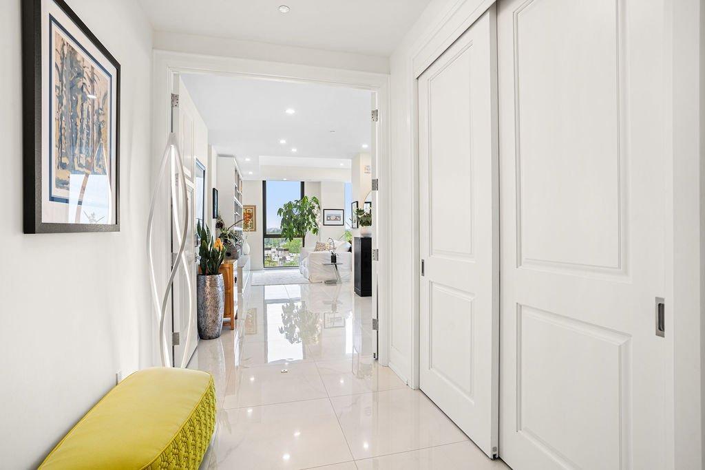 









4400


Prom. Paton

, 708,
Laval (Chomedey),




QC
H7W0K2

