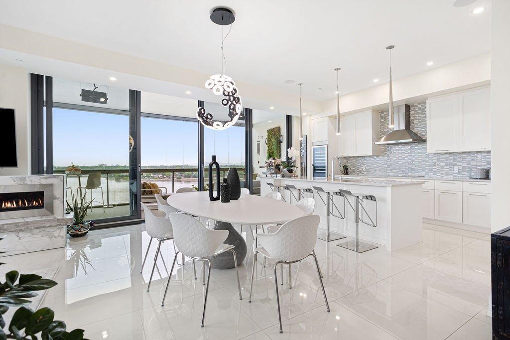 









4400


Prom. Paton

, 708,
Laval (Chomedey),




QC
H7W0K2

