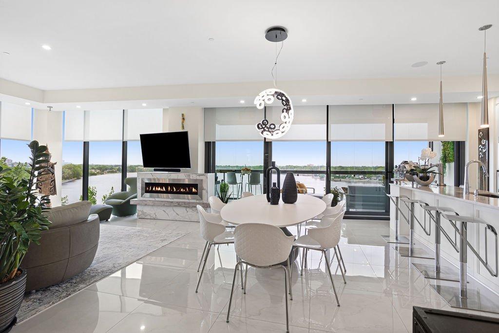 









4400


Prom. Paton

, 708,
Laval (Chomedey),




QC
H7W0K2

