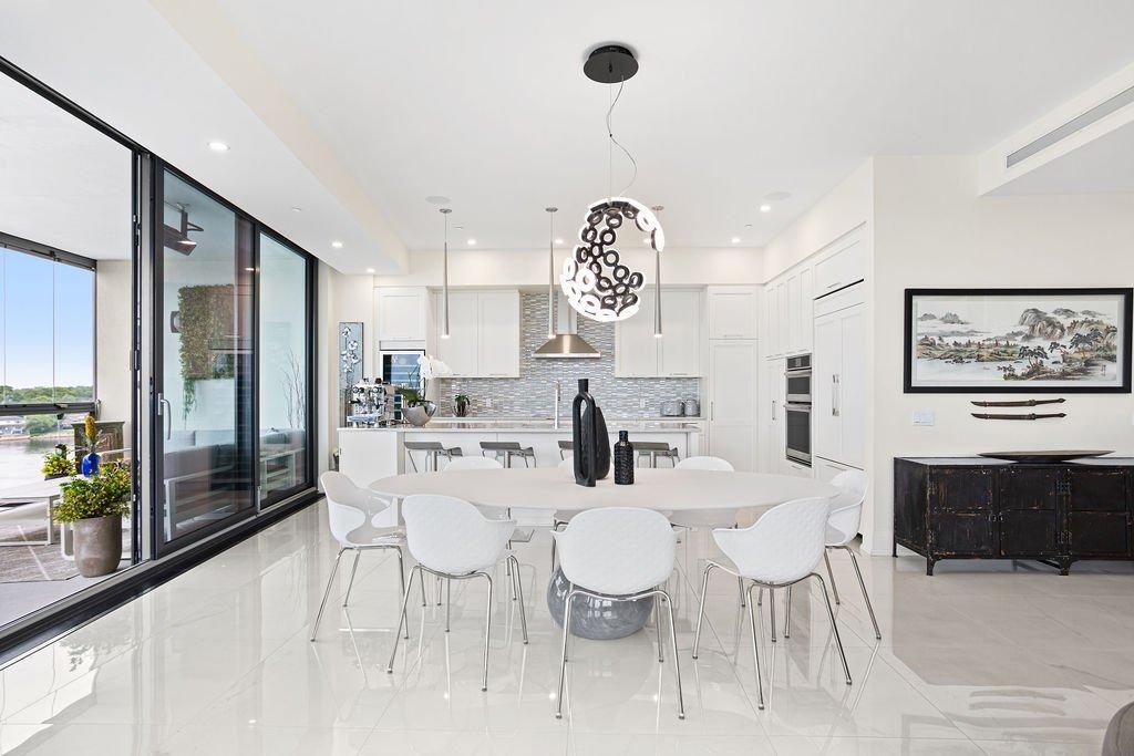 









4400


Prom. Paton

, 708,
Laval (Chomedey),




QC
H7W0K2

