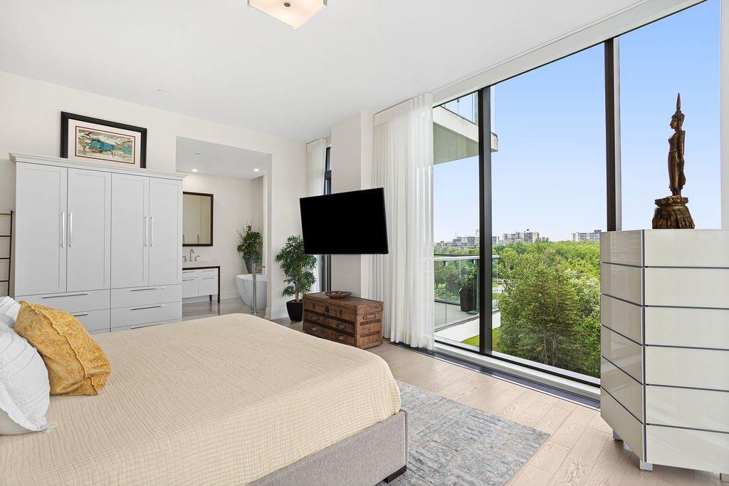 









4400


Prom. Paton

, 708,
Laval (Chomedey),




QC
H7W0K2

