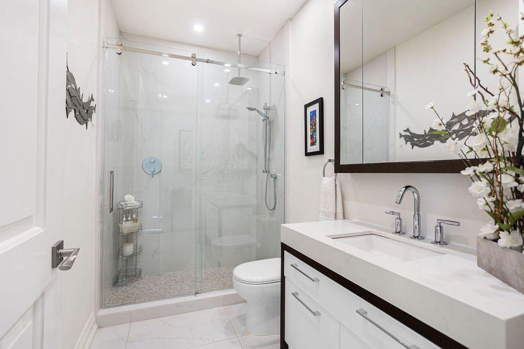 









4400


Prom. Paton

, 708,
Laval (Chomedey),




QC
H7W0K2


