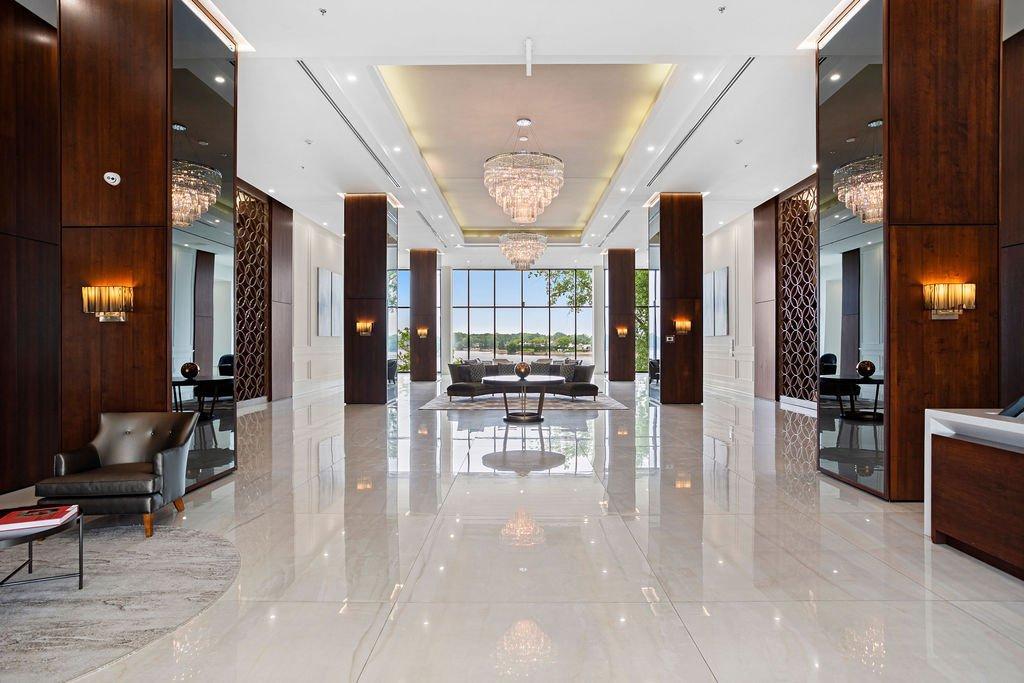 









4400


Prom. Paton

, 708,
Laval (Chomedey),




QC
H7W0K2

