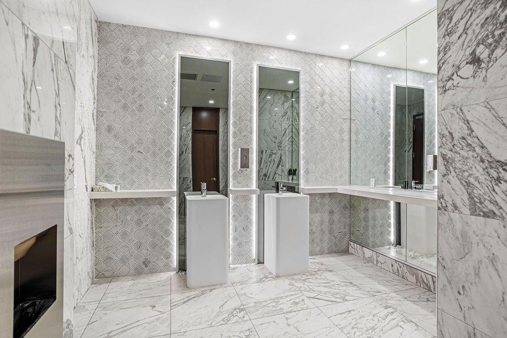 









4400


Prom. Paton

, 708,
Laval (Chomedey),




QC
H7W0K2

