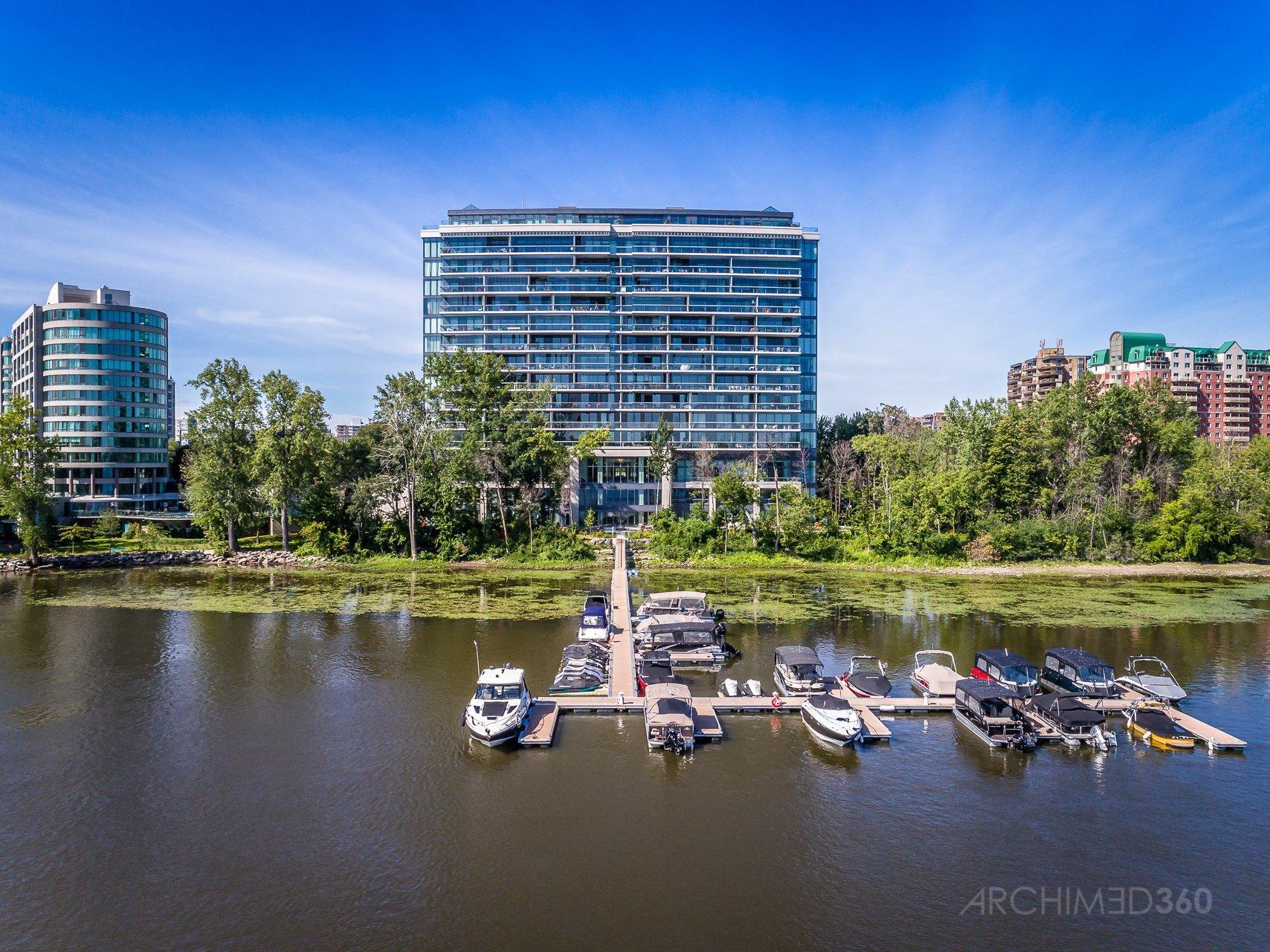 









4400


Prom. Paton

, 708,
Laval (Chomedey),




QC
H7W0K2

