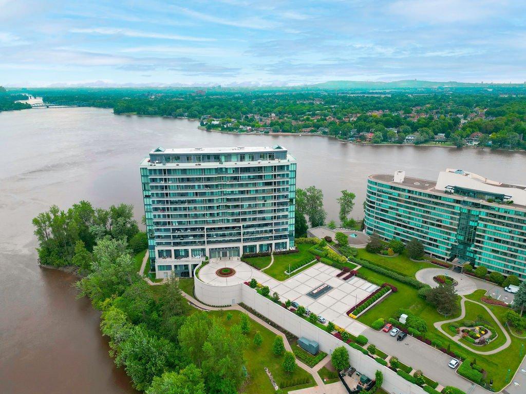 









4400


Prom. Paton

, 708,
Laval (Chomedey),




QC
H7W0K2

