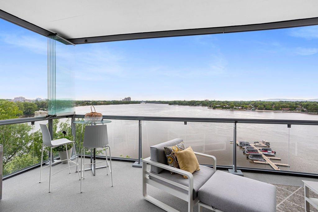 









4400


Prom. Paton

, 708,
Laval (Chomedey),




QC
H7W0K2

