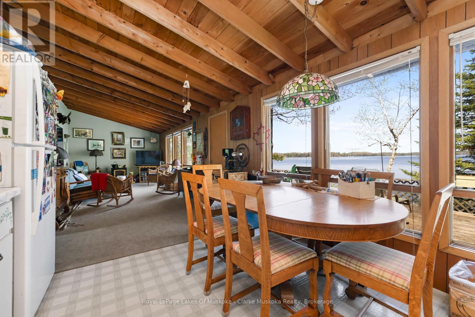 












185 WOODLAND TRAIL

,
Severn (Port Severn),




Ontario
L0K1S0

