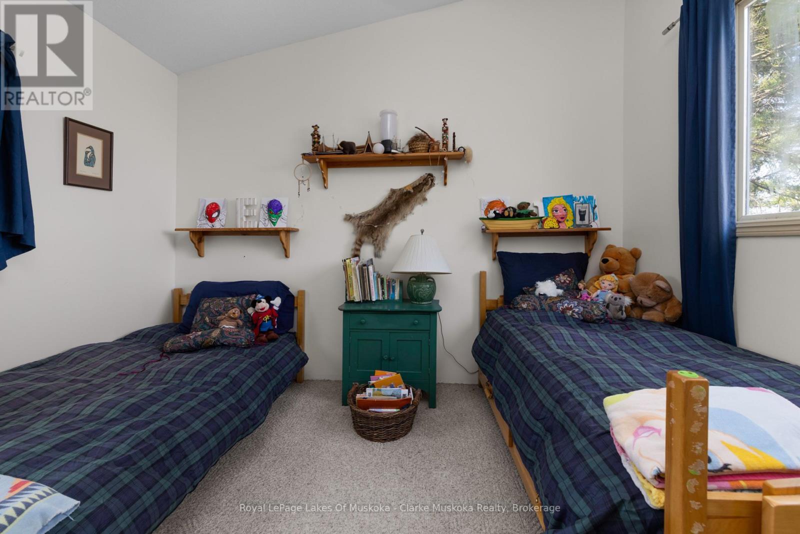












185 WOODLAND TRAIL

,
Severn (Port Severn),




Ontario
L0K1S0

