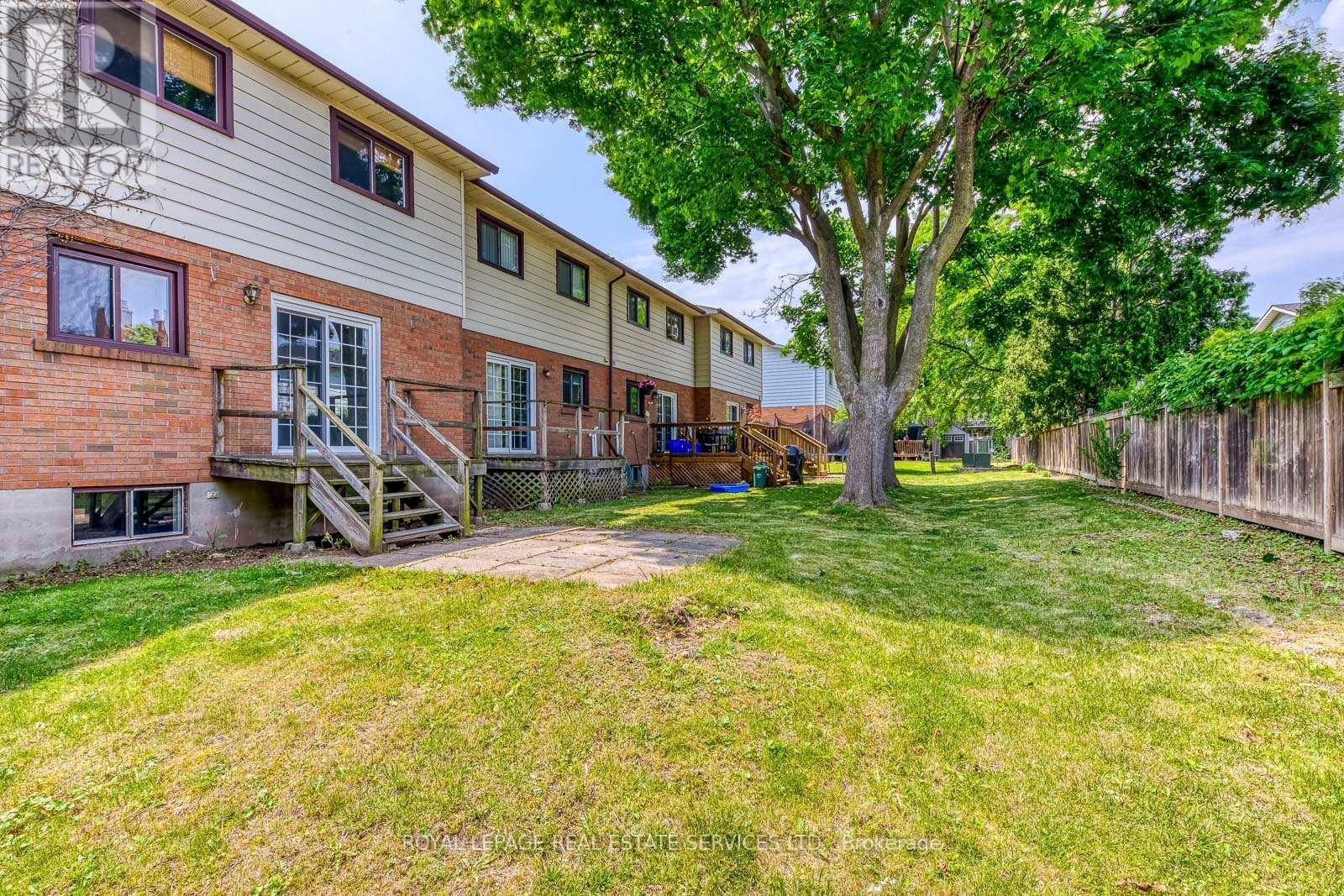 












679 CUMBERLAND AVENUE

,
Burlington,




Ontario
L7N2X6


