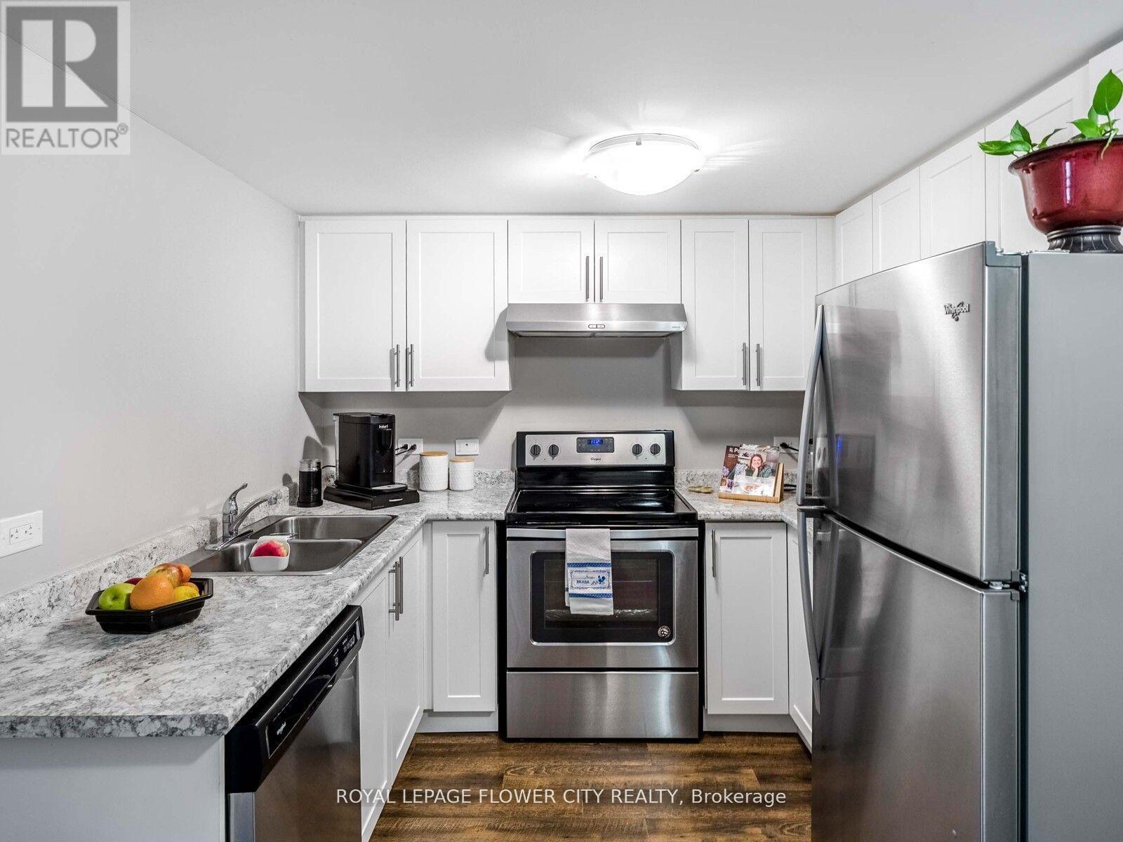 












303 - 7 KAY CRESCENT

,
Guelph,




Ontario
N1L0P9

