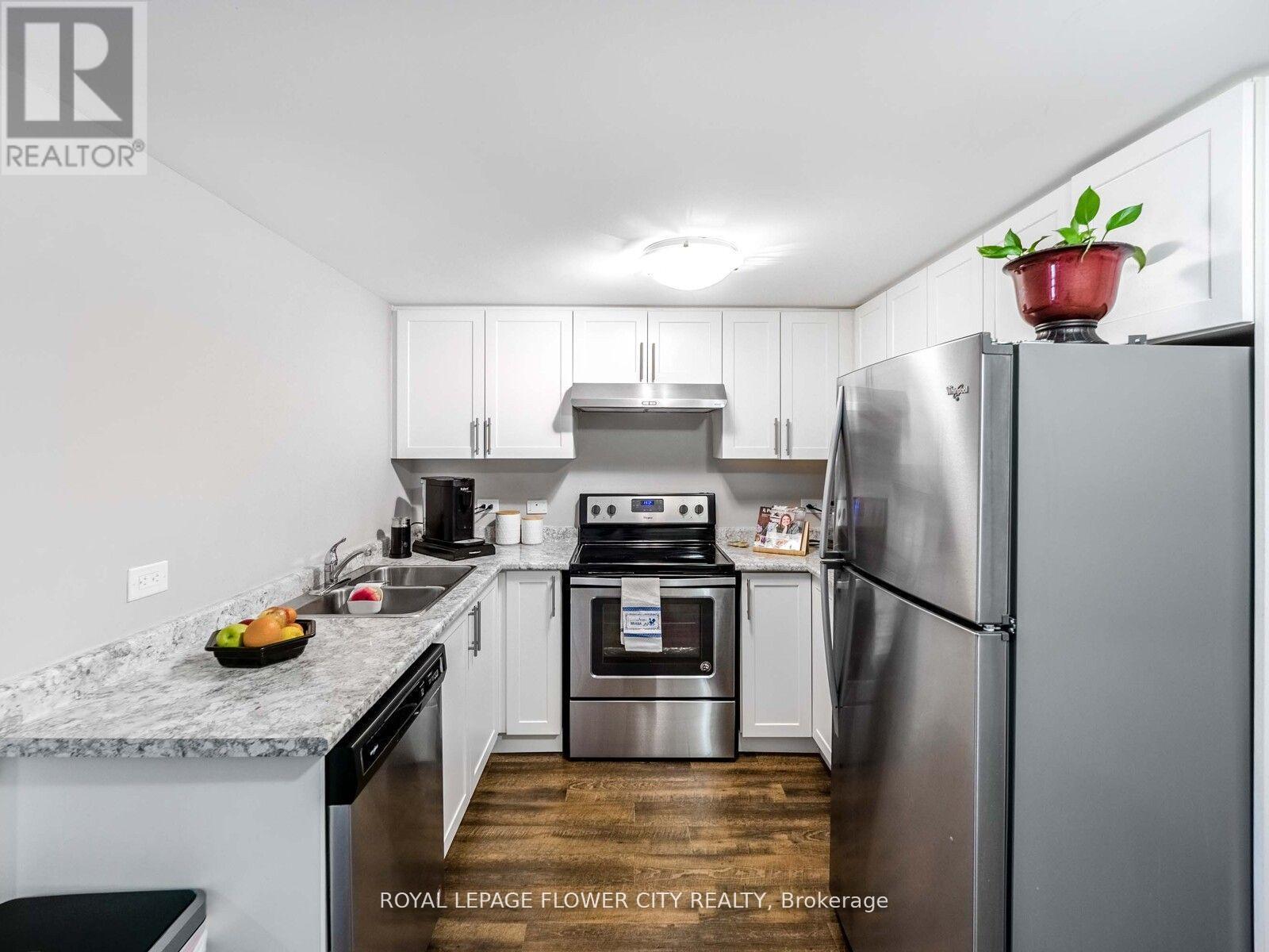 












303 - 7 KAY CRESCENT

,
Guelph,




Ontario
N1L0P9

