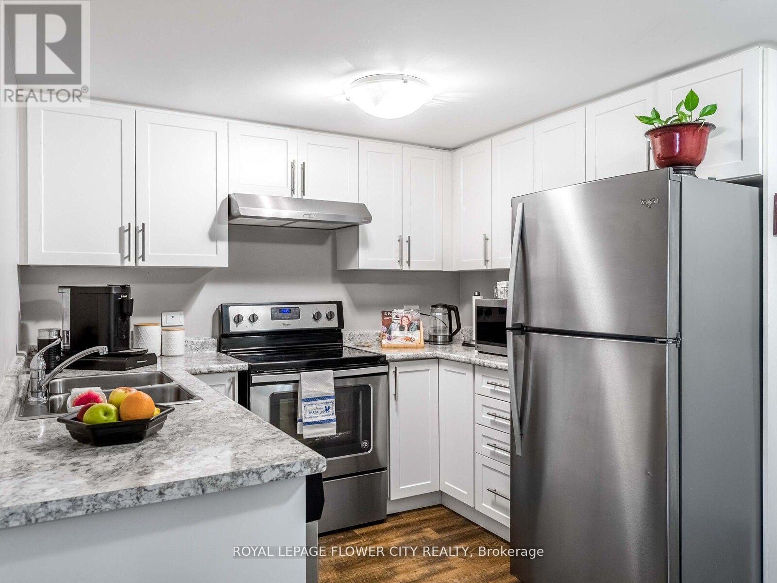 












303 - 7 KAY CRESCENT

,
Guelph,




Ontario
N1L0P9

