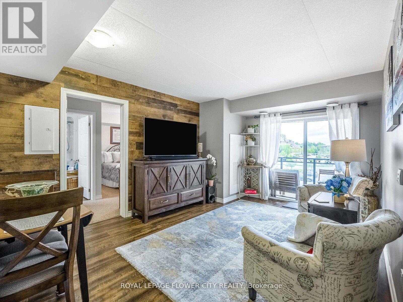 












303 - 7 KAY CRESCENT

,
Guelph,




Ontario
N1L0P9

