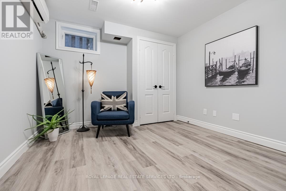












UNIT 2 - 59 THE WESTWAY

,
Toronto,




Ontario
M9P2B4


