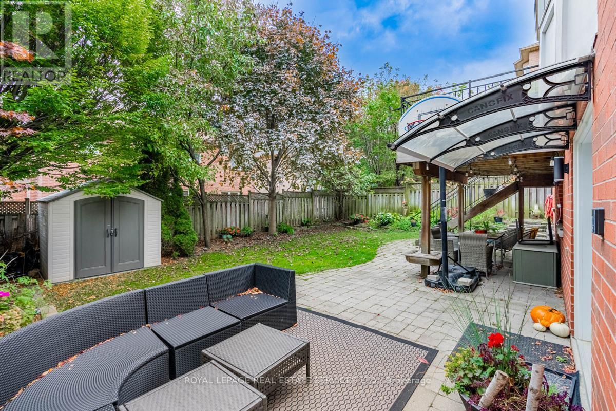 












UNIT 2 - 59 THE WESTWAY

,
Toronto,




Ontario
M9P2B4

