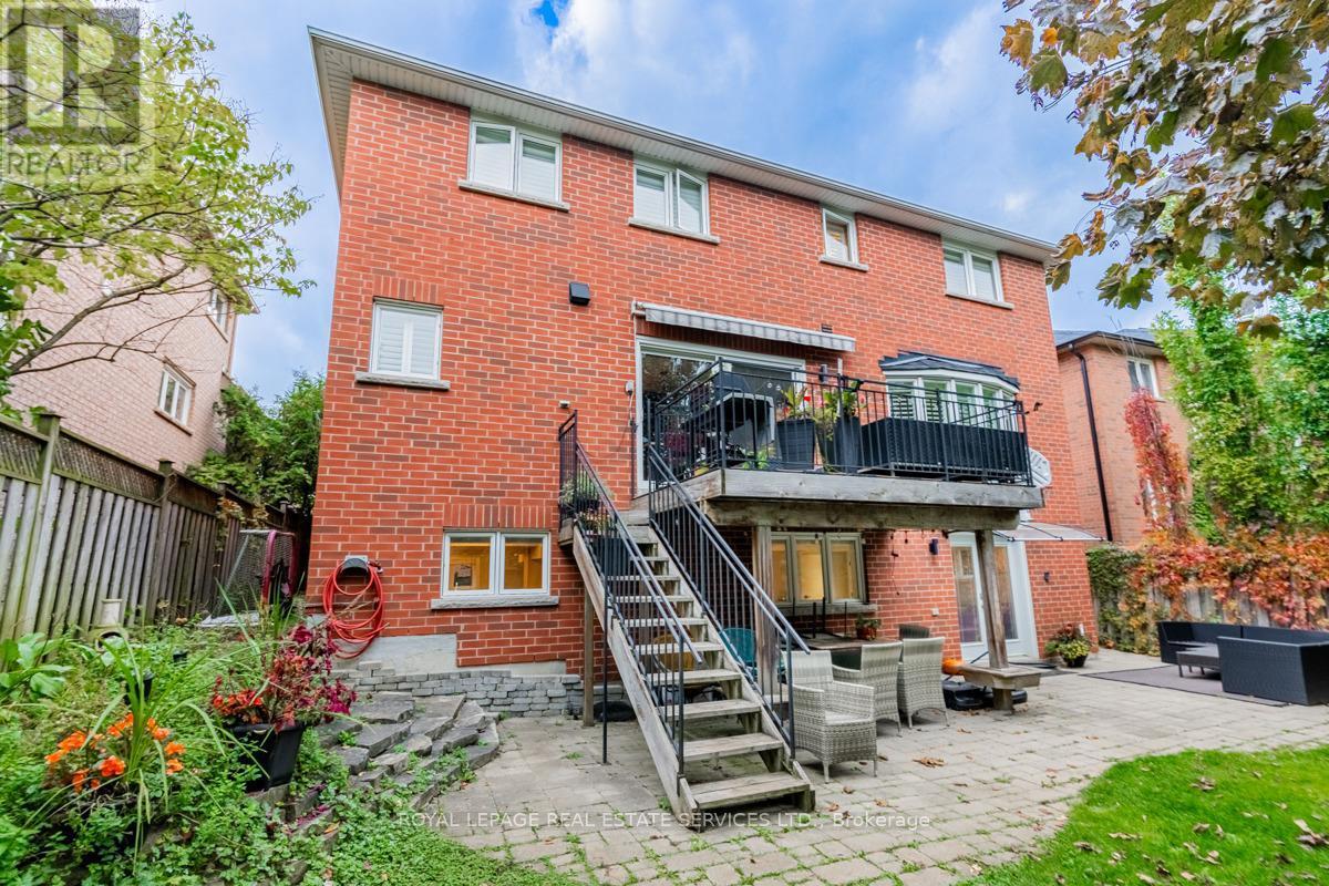 












UNIT 2 - 59 THE WESTWAY

,
Toronto,




Ontario
M9P2B4

